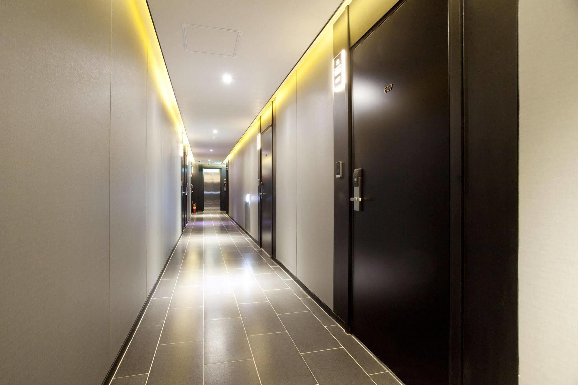 Hotel Londoner Gimhae Exterior foto